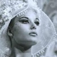 Алена Джонстон Голая