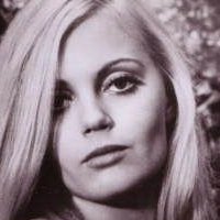 Александра Хей Голая
