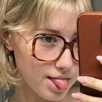 Алиса Кломп Голая