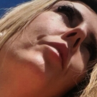 Эми Миллер Голая