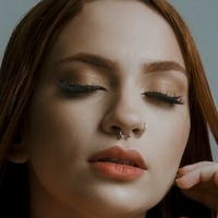 анаандрадеофициал Голая