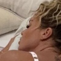 Анкута Михаэла Голая