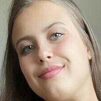 Аняблумсхо Голая