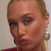 Ашей Хейл Голая