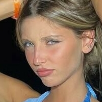 Аврора Марианни Голая