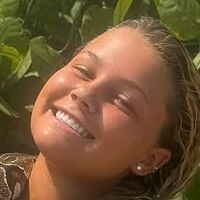 Эйвери Брачер Голая