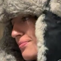 Эйвери Сайрус Голая