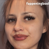 БэйбиЧич420 Голая