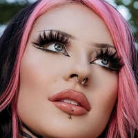 Бэбияриэсс Голая