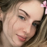 Беатрис Фернандес Голая