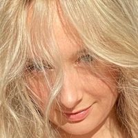 Блондедус Голая