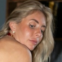 Бонни Блю Голая