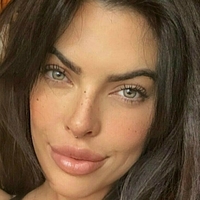 Бритт и Уэйн Голая
