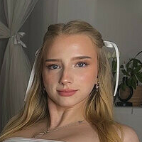 Charlottteeee Голая