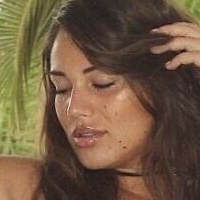 Черелла Ровена Голая