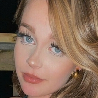 Клара Эллис Голая