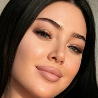 Клаудия Ривьер Голая