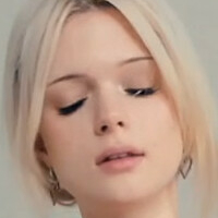 КьютБрутали Голая