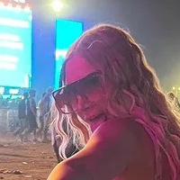 ДаКьюти Голая