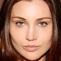 Даниэла Нане Голая
