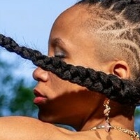 Даниэль Шантль Голая