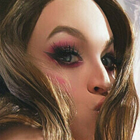 Даниэль ДеНикола Голая