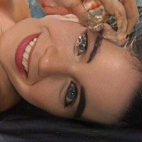 Де Жарден Голая