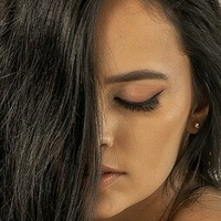 Эмили Кэмпбелл Голая