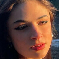 Эмили Шефер Голая