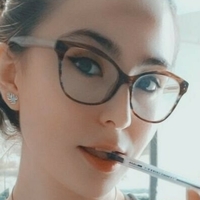 эмилихиллфри Голая