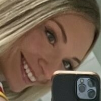 ЭмСпортсТейкс Голая