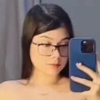 Габриэла Урibe Голая