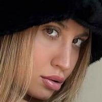 Джорджи Майер Голая