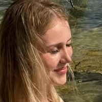 Джина Мария Лайтшек Голая