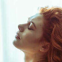 Джулия Хартилли Голая