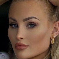 Джули Хоуп Сантана Голая