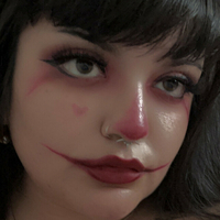 готикгрелмин Голая