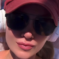 Хейли Маллес Голая