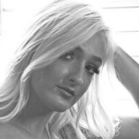 Хейли Тингл Голая