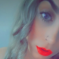 Хейли Джанетчински Голая