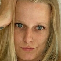 Хевемли Голая