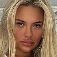 холлихенсонкс Голая