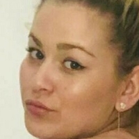 Хьюджбубсеринфри Голая