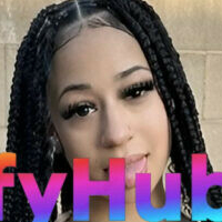 Джейден Ньюман Голая