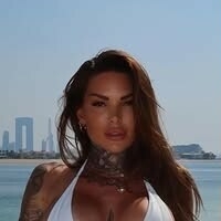 Дженни Синтяков Голая