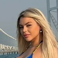 Дженнифер Шульце Голая