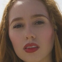 Хулисса Вильянуэва Голая