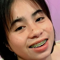 Кхунфон Гус Голая