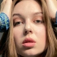 Клео Голая
