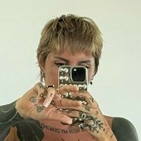 крокодеаллл Голая